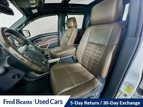 Used 2021 Nissan Titan Platinum Reserve w/ Moonroof Package image 24