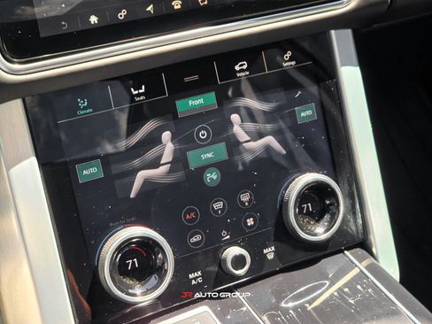 Used 2019 Land Rover Range Rover Long Wheelbase Supercharged AWD/4WD image 38