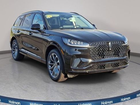 New 2026 Lincoln Aviator AWD image 3