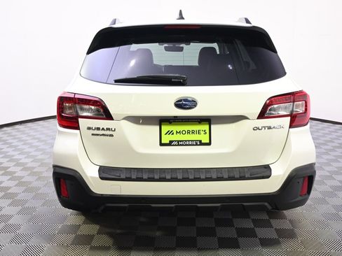 Used 2019 Subaru Outback 2.5i Touring image 5