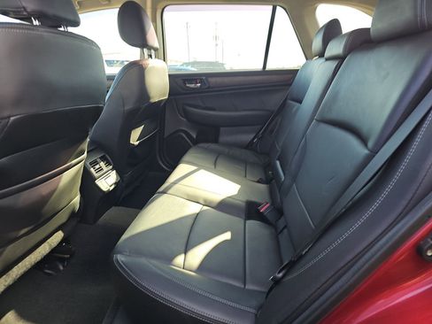 Used 2018 Subaru Outback 2.5i Limited w/ Popular Package #2 image 11