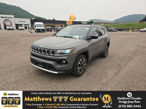 Used 2023 Jeep Compass Limited w/ Sun and Sound Group AWD/4WD image 1