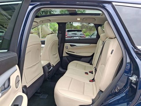 Used 2021 INFINITI QX50 Sensory w/ Cargo Package AWD/4WD image 10