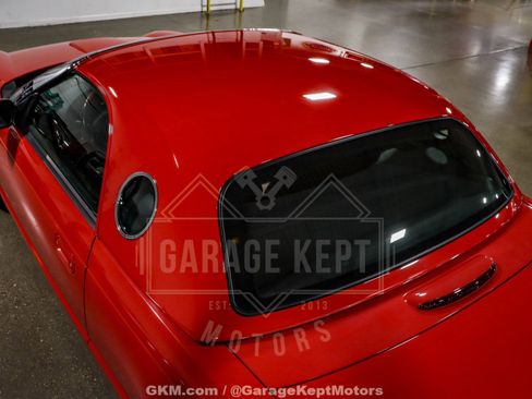 Used 2002 Ford Thunderbird Deluxe image 11