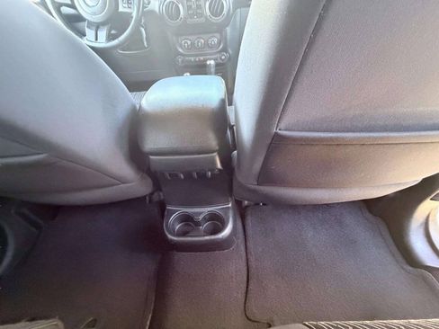 Used 2011 Jeep Wrangler Unlimited Sport AWD/4WD image 24