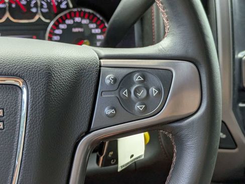 Used 2015 GMC Sierra 1500 SLT w/ All-Terrain Package AWD/4WD image 25