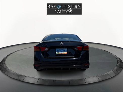 Used 2024 Nissan Altima 2.5 S image 7