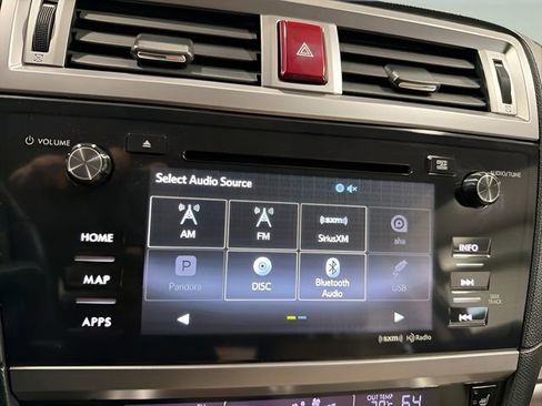 Used 2017 Subaru Outback 2.5i Limited image 21