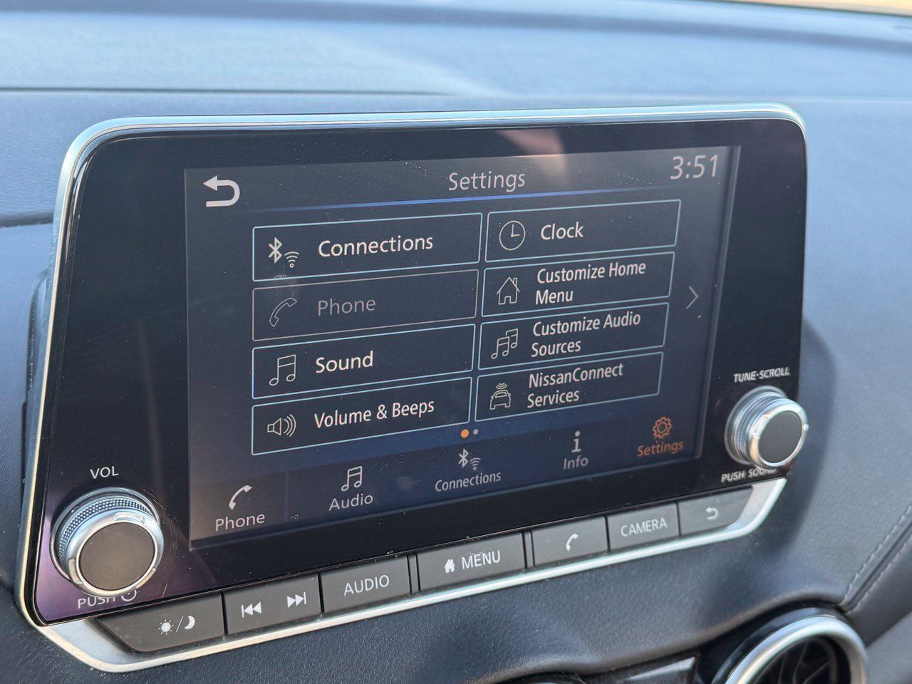 Certified 2025 Nissan Sentra SV FWD image 21