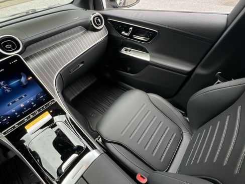 New 2026 Mercedes-Benz GLC 300 4MATIC image 14