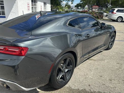 Used 2017 Chevrolet Camaro LT RWD image 6