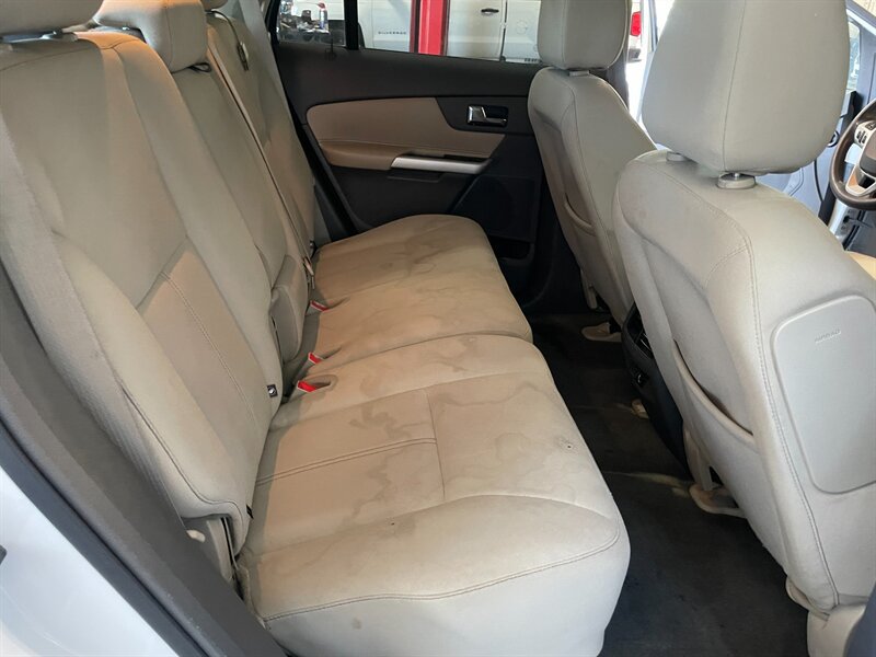 Used 2014 Ford Edge SE FWD image 15