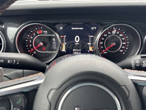 Used 2021 Jeep Wrangler Unlimited Rubicon w/ Trailer Tow Package image 12