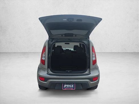 Used 2013 Kia Soul FWD image 5