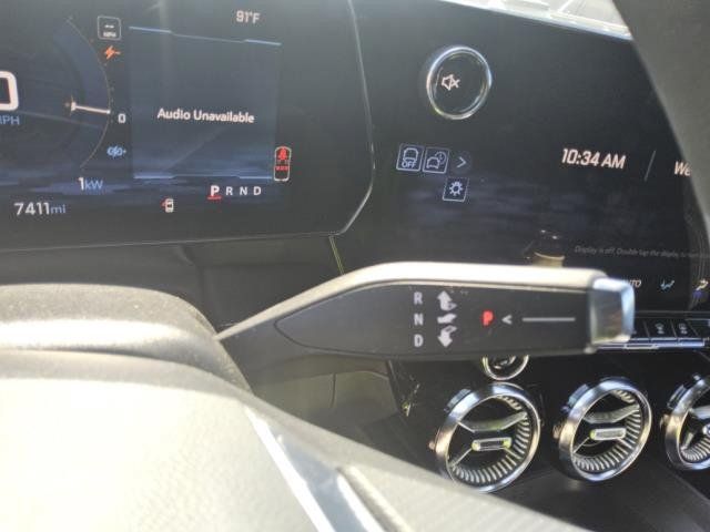 Used 2025 Chevrolet Blazer EV LT AWD/4WD image 3