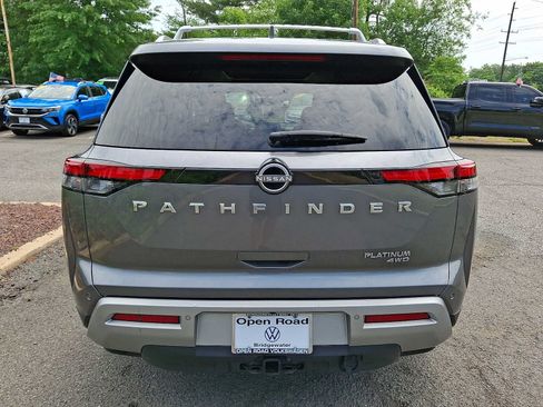 Used 2022 Nissan Pathfinder Platinum w/ Cargo Package AWD/4WD image 5