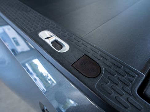 Used 2022 Rivian R1T Launch Edition image 62