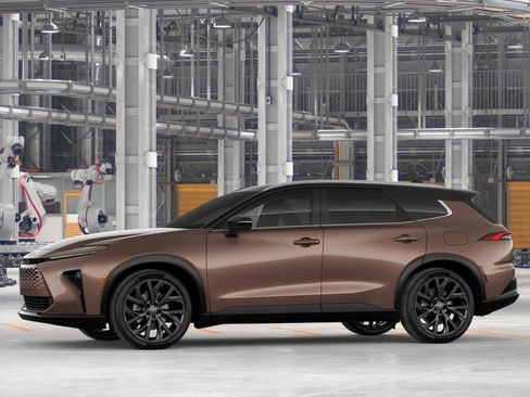 New 2026 Toyota Crown Signia AWD/4WD image 5