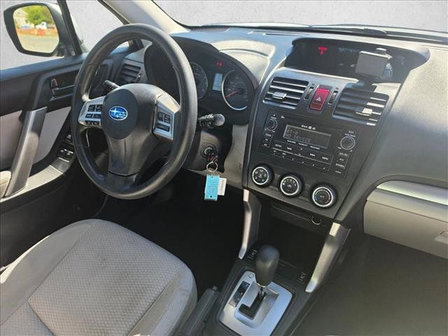 Used 2015 Subaru Forester 2.5i Premium w/ All-Weather Package AWD/4WD image 10