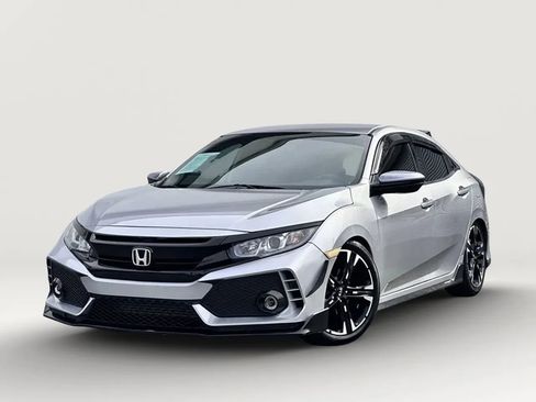 Used 2018 Honda Civic Sport image 1