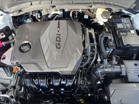 Used 2025 Kia Sorento S image 31