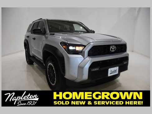 Certified 2025 Toyota 4Runner TRD Off-Road Premium image 1