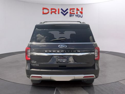 Used 2024 Ford Expedition Limited RWD image 4