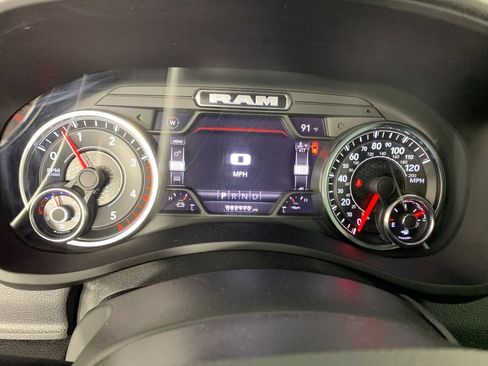 Used 2022 RAM 3500 Big Horn w/ Level B Equipment Group AWD/4WD image 22