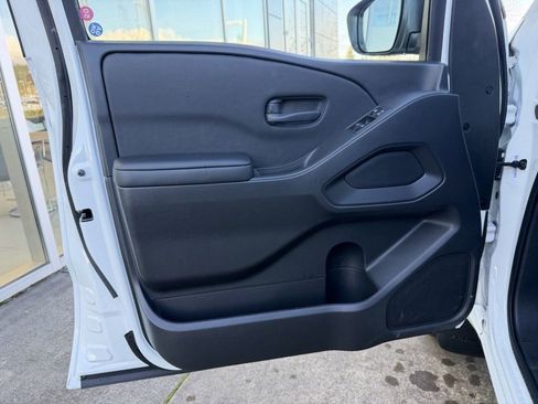 New 2026 Nissan Frontier S image 11