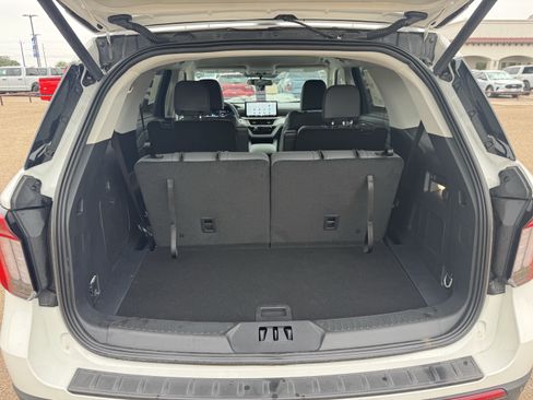 New 2026 Ford Explorer Active w/ Active Comfort Package RWD image 52