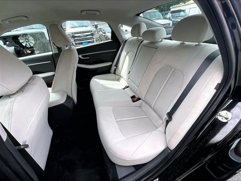Used 2024 Hyundai Sonata SEL FWD image 21