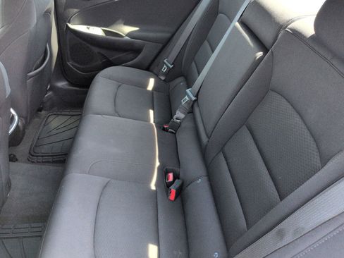 Used 2024 Chevrolet Malibu LT image 29