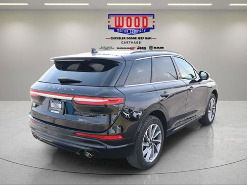Used 2025 Lincoln Corsair Grand Touring w/ Equipment Group 301A AWD/4WD image 3