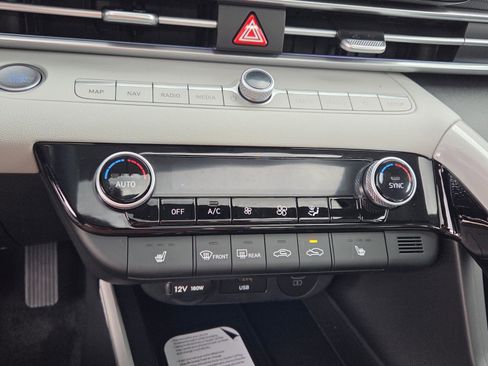 New 2026 Hyundai Elantra Limited FWD image 20