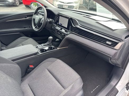 Used 2026 Toyota Camry LE FWD image 35