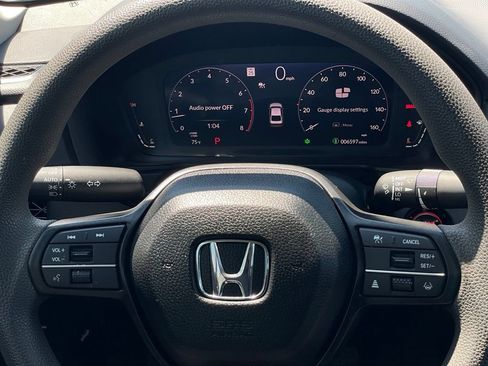 Used 2025 Honda Accord LX image 12