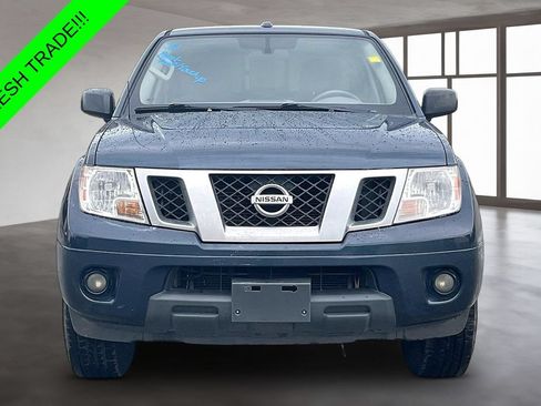 Used 2017 Nissan Frontier Desert Runner RWD image 2