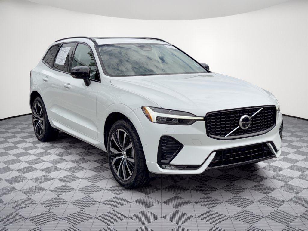 Used 2024 Volvo XC60 B5 Plus w/ Climate Package AWD/4WD image 7