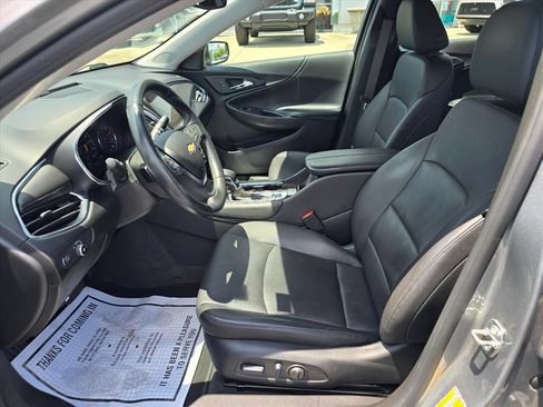 Used 2023 Chevrolet Malibu LT w/ Redline Edition FWD image 9