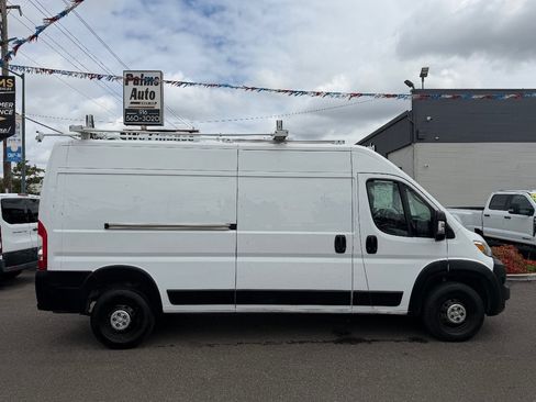 Used 2023 RAM ProMaster 3500 FWD image 11