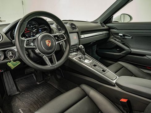 Certified 2019 Porsche 718 Boxster image 4