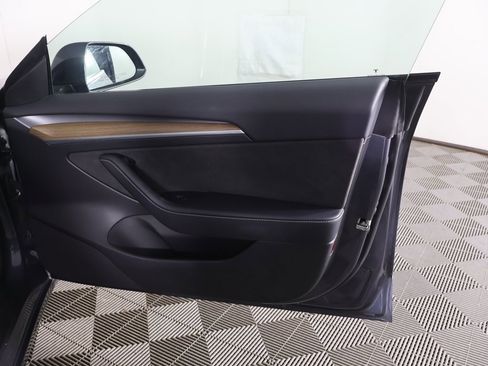 Used 2022 Tesla Model 3 Long Range image 23