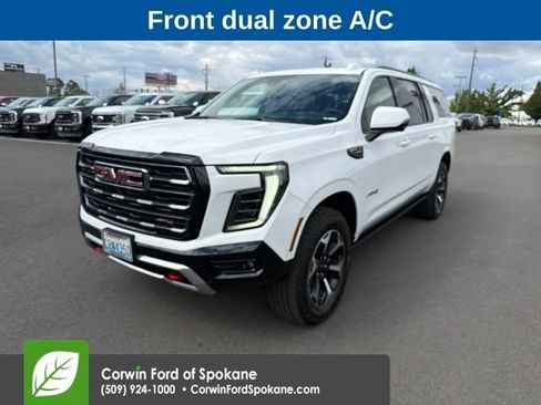 Used 2025 GMC Yukon XL AT4 w/ AT4 Premium Package AWD/4WD image 3