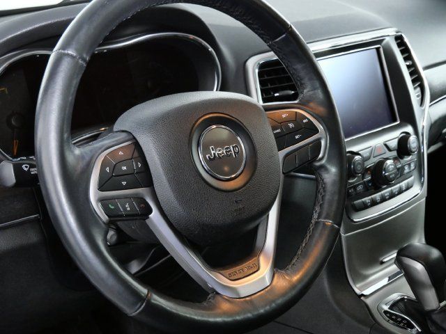 Used 2018 Jeep Grand Cherokee Limited w/ Luxury Group II AWD/4WD image 18