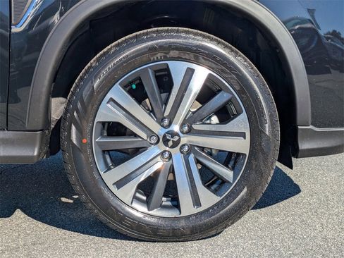 New 2025 Mitsubishi Outlander Sport SE image 11