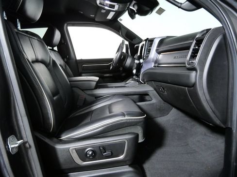 Used 2019 RAM 1500 Limited AWD/4WD image 12