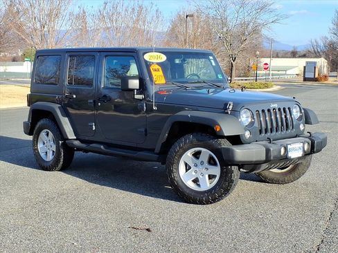 Used 2016 Jeep Wrangler Unlimited Sport w/ Quick Order Package 24S image 2