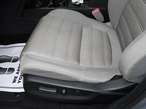 Used 2017 Honda CR-V EX image 13