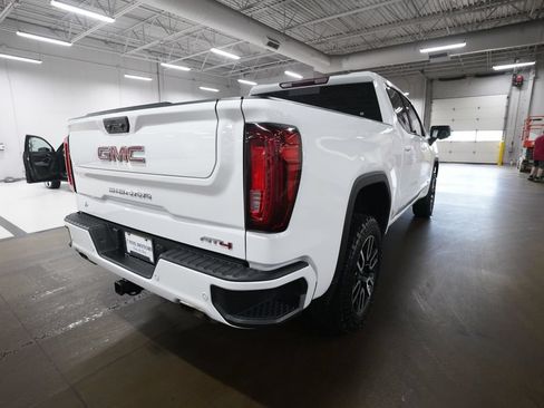 Used 2023 GMC Sierra 1500 AT4 w/ AT4 Preferred Package AWD/4WD image 13