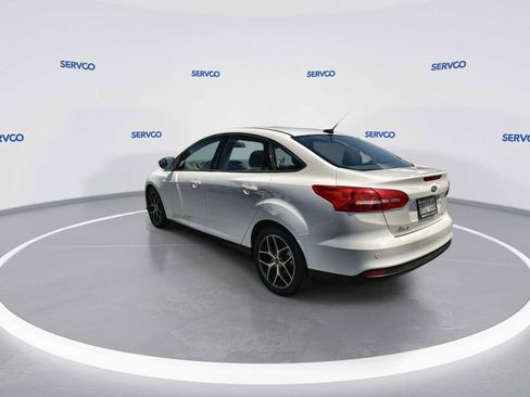 Used 2018 Ford Focus SEL FWD image 3